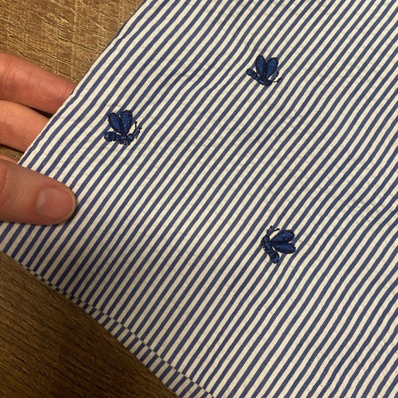 Brooks Brothers Striped Seersucker Embroidered 100% Cotton Shorts Size 8 - Picture 2 of 5